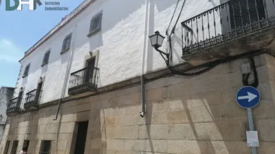 House in Centre photo 3