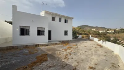 Rustic house in La Hoya photo 3