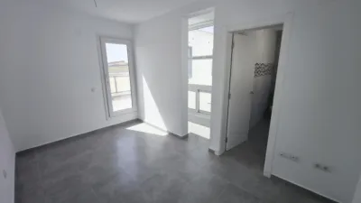 Duplex in Centre photo 12