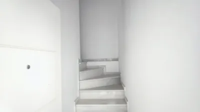 Duplex in Centre photo 2