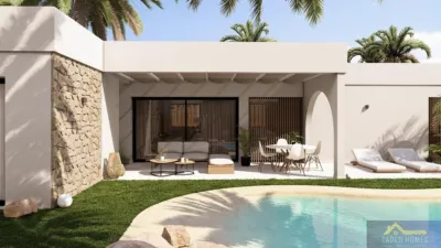 Rustic villa on Avenida del Mundo photo 5