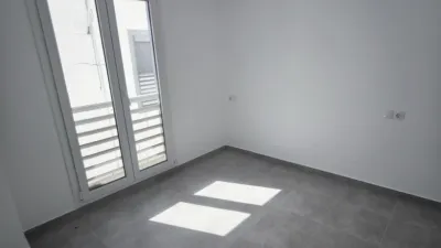 Duplex in Centre photo 8