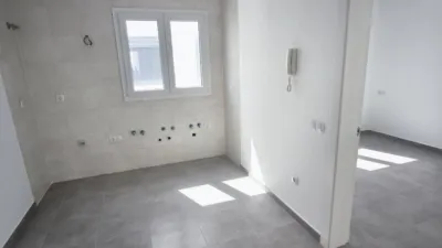 Duplex in Centre photo 9