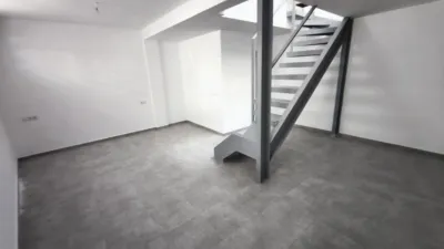 Duplex in Centre photo 9