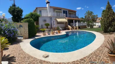 Chalet in La Nucia photo 4
