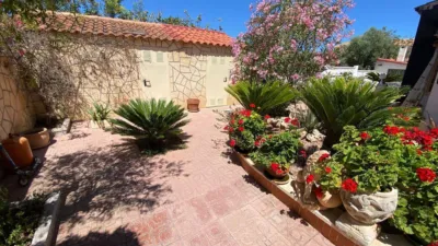 Chalet in La Nucia photo 7