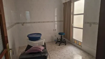 Apartment in Town Centre photo 6