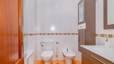 Flat on Calle de María Lejárraga, 25 photo 12