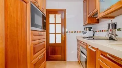 Flat on Calle de María Lejárraga, 25 photo 17