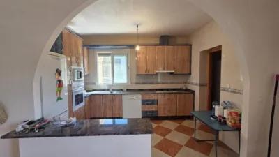 Rustic House in the Outskirts photo 3