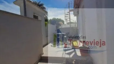 Piso – Torrevieja - Vista 3