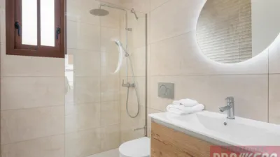Chalet on Avenida Ciudad de Barcelona photo 32