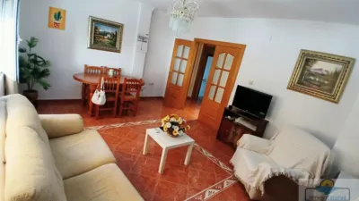 House in Centre photo 3