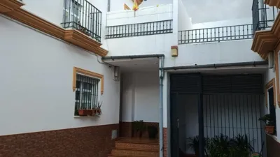House on Avenida de Martín Moriel photo 3