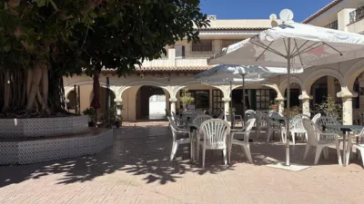 Local comercial en venta en Avenida de la Almadrava - Vista 4
