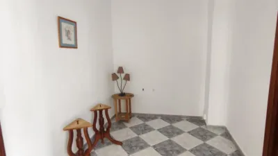 House in the Centre photo 32