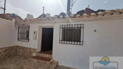 House in the Centre photo 15