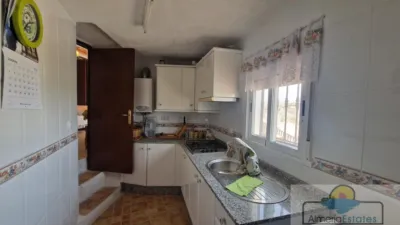 House in the Centre photo 4