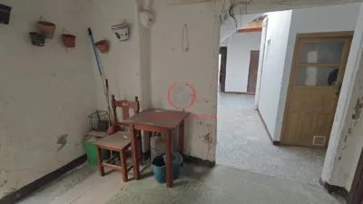 House in the Centre photo 8