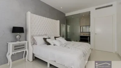 House in Orihuela Costa photo 12