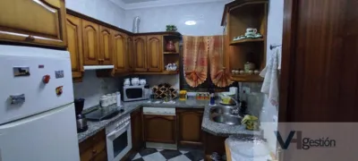 House in - Close to the Centre photo 7
