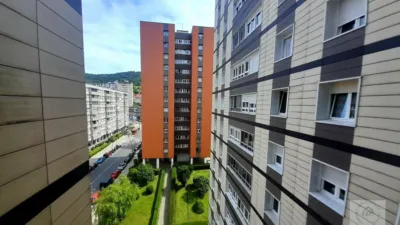 Apartment on Julian Gaiarre Etorbidea photo 15