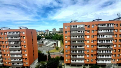 Apartment on Julian Gaiarre Etorbidea photo 25
