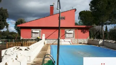 House in the Outskirts photo 32