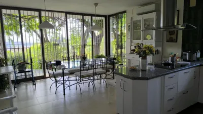 Chalet on Calle de los Villares Altos photo 14