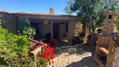 Rustic Finca for Sale in Venta de los Herradores photo 3