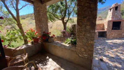 Rustic Finca for Sale in Venta de los Herradores photo 6