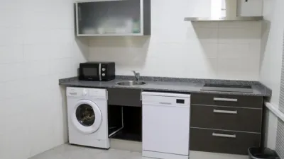 Piso en alquiler en Calle Plaza Mayor, Centro (Torrelavega) de 1.100 €<span>/mes</span>