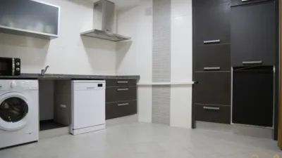 Piso en alquiler en Calle Plaza Mayor, Centro (Torrelavega) de 1.100 €<span>/mes</span>