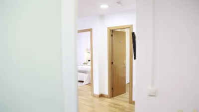 Piso en alquiler en Calle Plaza Mayor, Centro (Torrelavega) de 1.100 €<span>/mes</span>