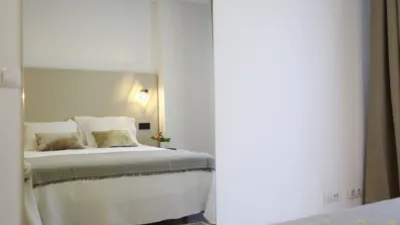 Piso en alquiler en Calle Plaza Mayor, Centro (Torrelavega) de 1.100 €<span>/mes</span>