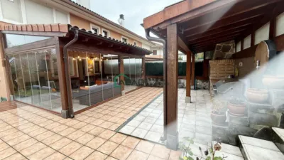 Chalet en venta en Calle de Aita Roman Urtiaga, Amorebieta (Amorebieta-Etxano) de 680.000 €