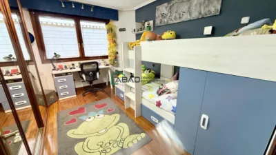 Chalet en venta en Calle de Aita Roman Urtiaga, Amorebieta (Amorebieta-Etxano) de 680.000 €