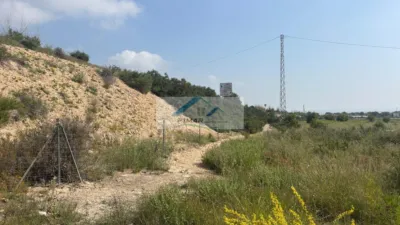 Terreno en venta en La Marina - Más
