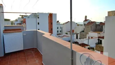 Attic on Calle El Lomo photo 9