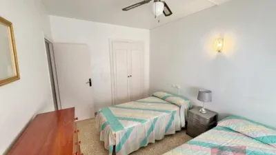 Apartment on Calle de Asturias photo 20