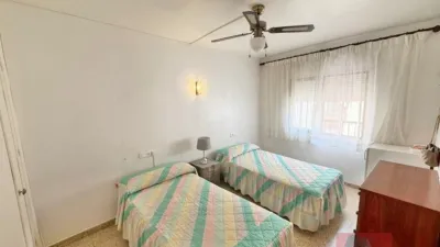 Apartment on Calle de Asturias photo 31