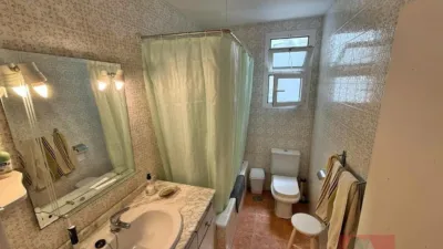 Apartment on Calle de Asturias photo 37