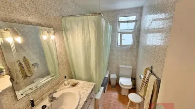 Apartment on Calle de Asturias photo 40