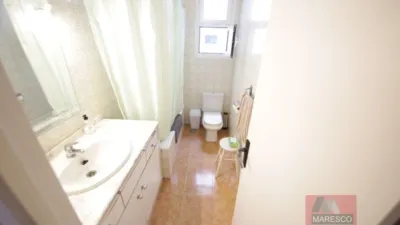 Apartment on Calle de Asturias photo 49