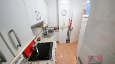 Apartment on Calle de Asturias photo 51