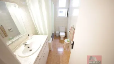 Apartment on Calle de Asturias photo 55