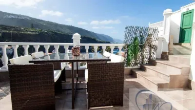 Penthouse on Calle de los Claveles photo 18