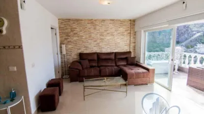 Penthouse on Calle de los Claveles photo 49