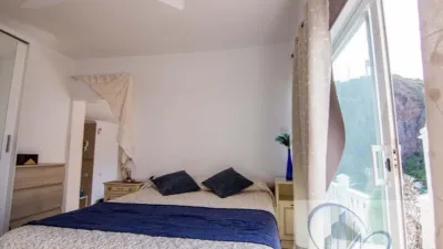 Penthouse on Calle de los Claveles photo 53