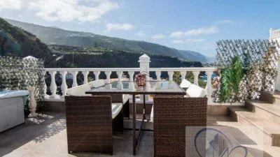 Penthouse on Calle de los Claveles photo 7